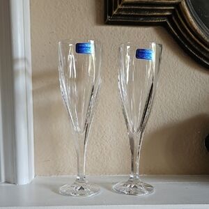 Godinger Elegant Handcrafted 24% Lead Crystal Champagne Flutes (Set of 2)